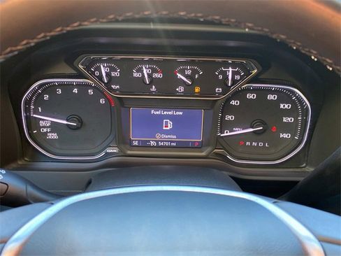 Used 2022 GMC Sierra 1500 SLT w/ SLT Premium Package image 17