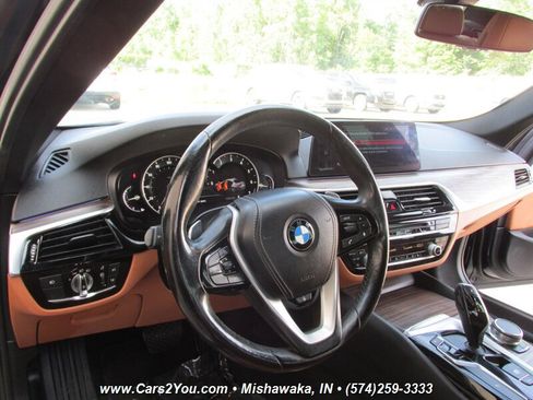 Used 2017 BMW 530i xDrive AWD/4WD image 10