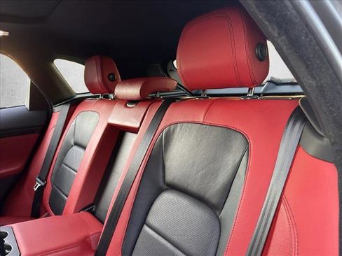 Used 2018 Jaguar F-PACE S image 22