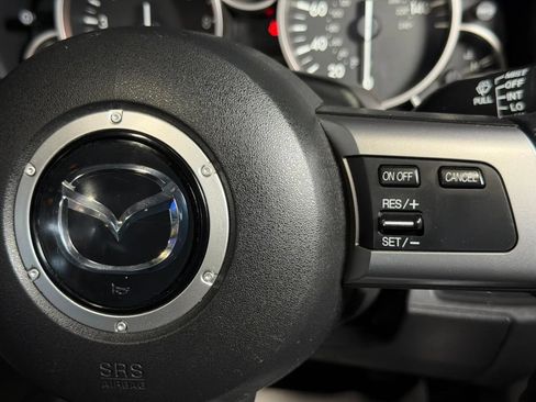 Used 2010 MAZDA MX-5 Miata Touring w/ Suspension Pkg RWD image 26