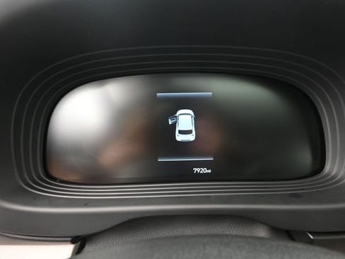 Certified 2026 Hyundai Venue SEL FWD image 14