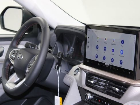 New 2026 Ford Explorer Active image 30