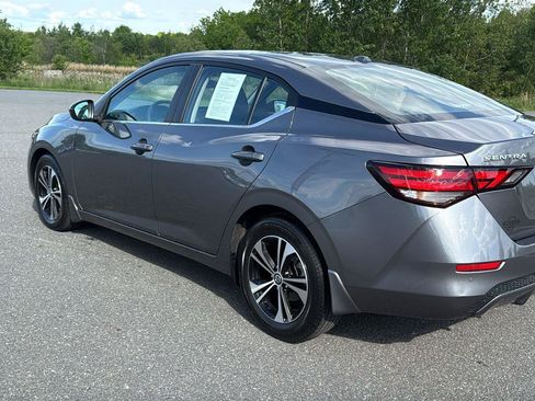 Used 2023 Nissan Sentra SV FWD image 9