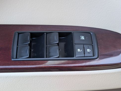 Used 2015 Lexus GX 460 w/ Premium Package AWD/4WD image 20