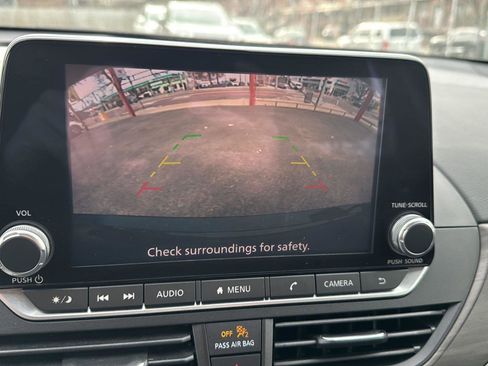 Used 2023 Nissan Altima 2.5 SV image 20