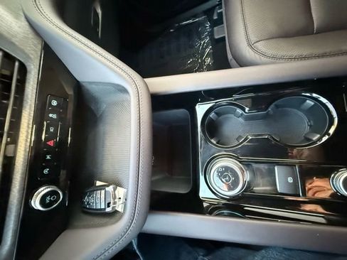 Used 2026 Ford Explorer Platinum w/ LUX Leather Package image 50