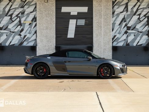 Used 2022 Audi R8 V10 performance AWD/4WD image 17