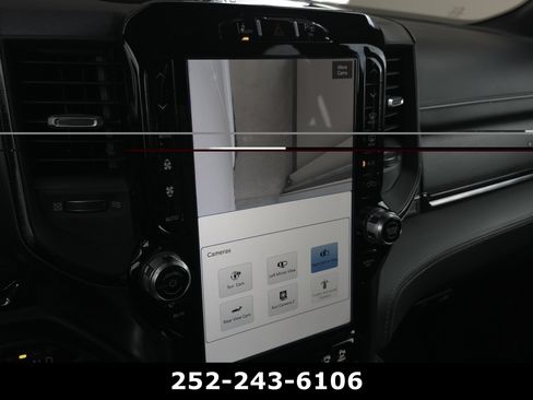 Used 2022 RAM 1500 Limited AWD/4WD image 21
