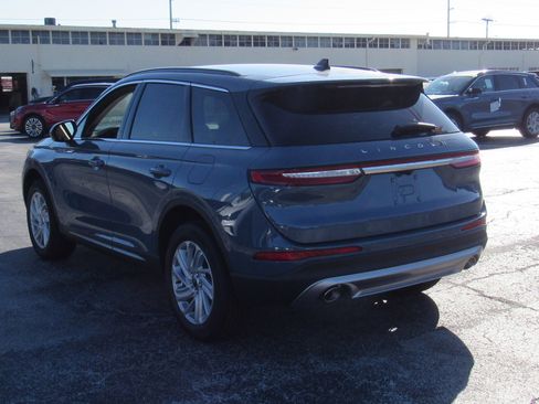 New 2026 Lincoln Corsair Premiere FWD image 7