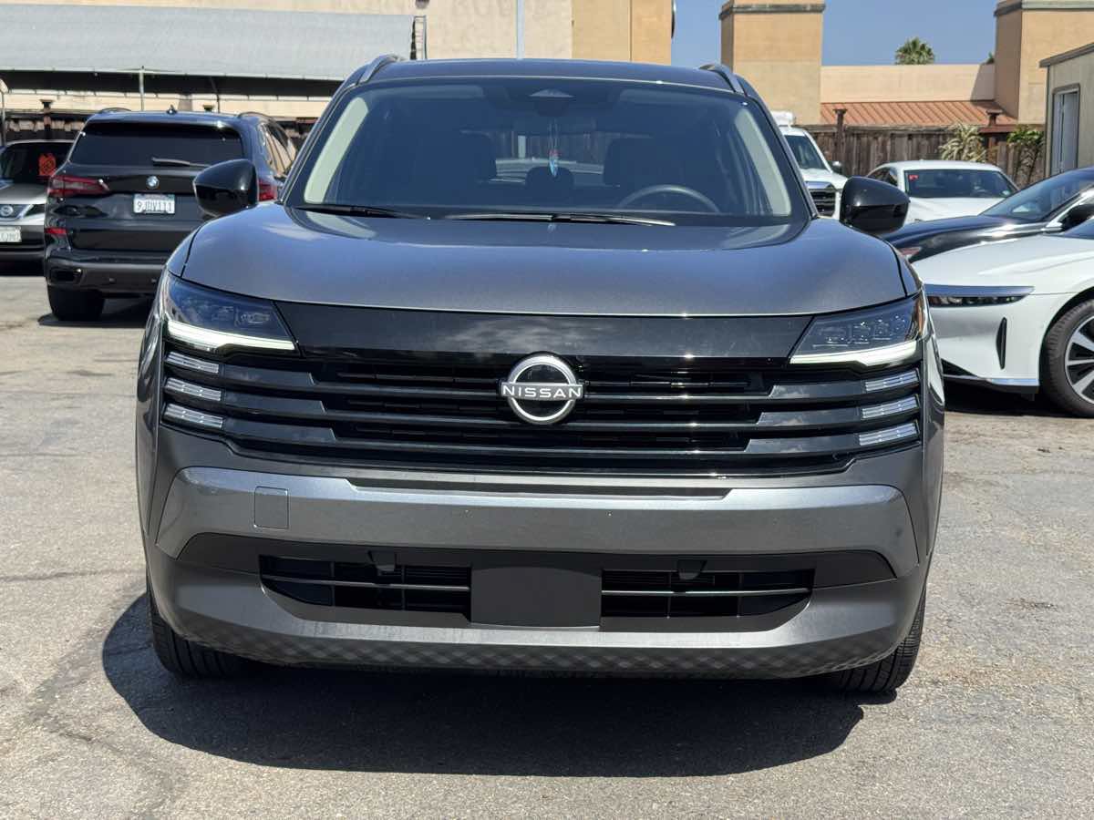 Used 2026 Nissan Kicks SV FWD image 5