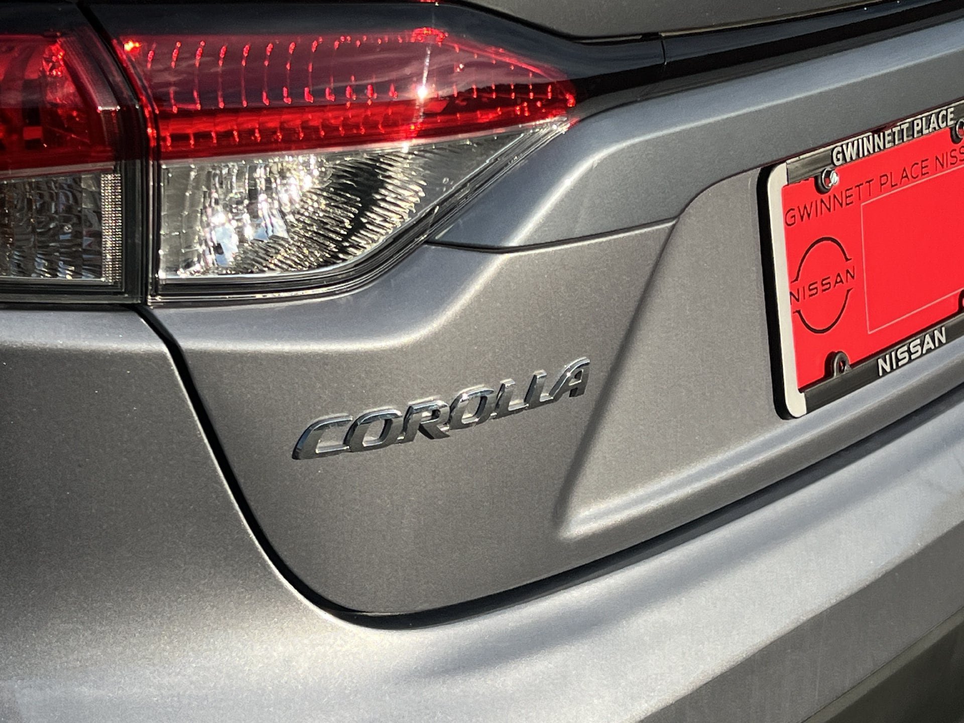 Used 2024 Toyota Corolla LE FWD image 30
