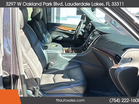 Used 2015 Cadillac Escalade Premium image 56