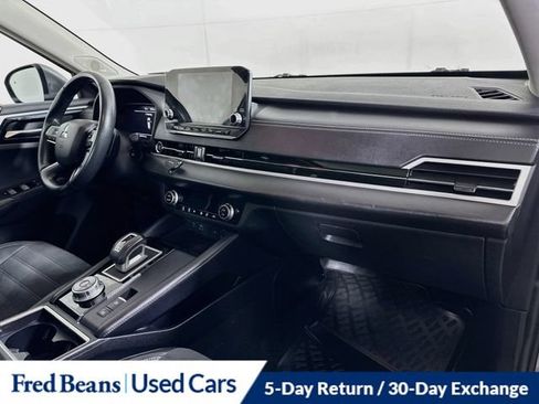 Used 2022 Mitsubishi Outlander SE FWD image 35