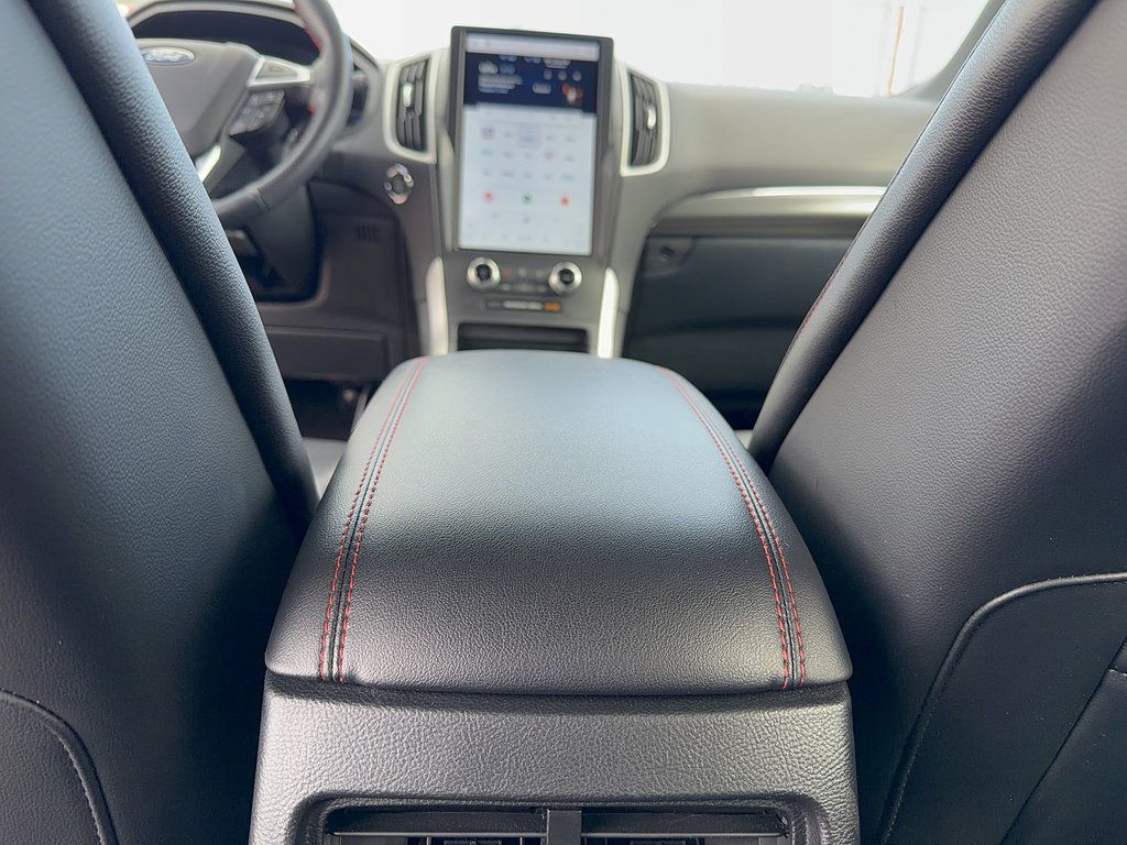 Certified 2024 Ford Edge ST-Line AWD/4WD image 27
