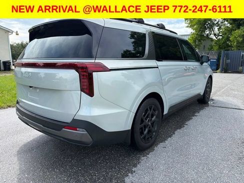 Used 2025 Kia Carnival SX Prestige FWD image 5