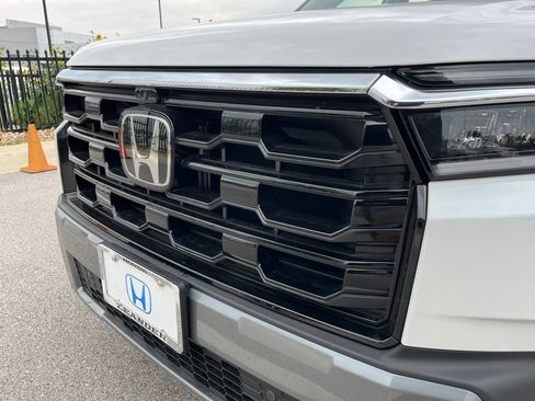 Certified 2026 Honda Pilot Elite image 15