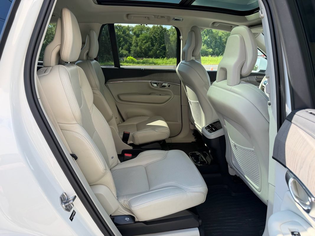 Used 2021 Volvo XC90 T6 Inscription w/ Advanced Package AWD/4WD image 37