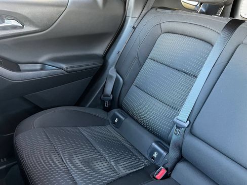 Used 2025 Chevrolet Equinox LT FWD image 44