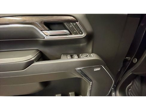 Certified 2024 Chevrolet Silverado 1500 LTZ image 11