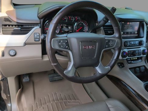 Used 2015 GMC Yukon XL SLT w/ Open Road Package RWD image 4