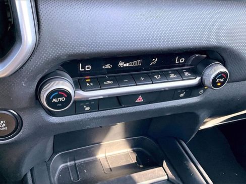 Used 2025 MAZDA CX-50 AWD 2.5 S w/ Premium Package image 24