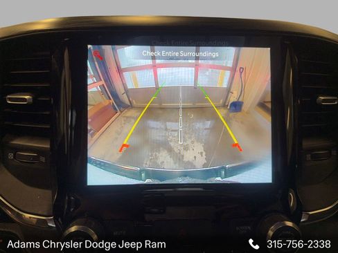 Used 2024 RAM 1500 Laramie AWD/4WD image 15