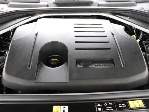 Used 2023 Land Rover Range Rover SE image 48