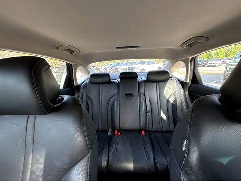 Used 2023 Genesis G80 2.5T image 35