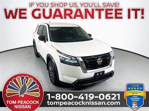 Used 2024 Nissan Pathfinder S FWD image 1