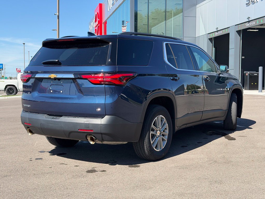 Used 2023 Chevrolet Traverse LT AWD/4WD image 5