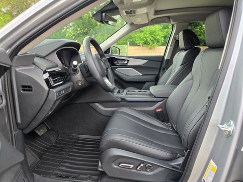 Certified 2026 Acura MDX SH-AWD image 10