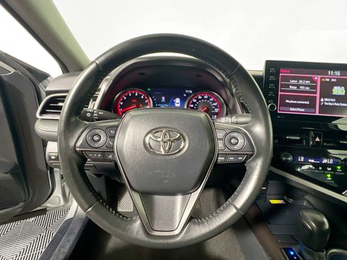 Used 2024 Toyota Camry XSE FWD image 11