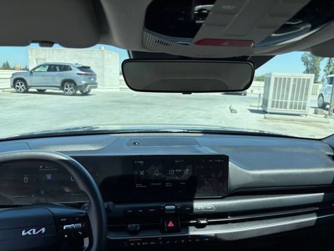 Used 2026 Kia K4 FWD image 32