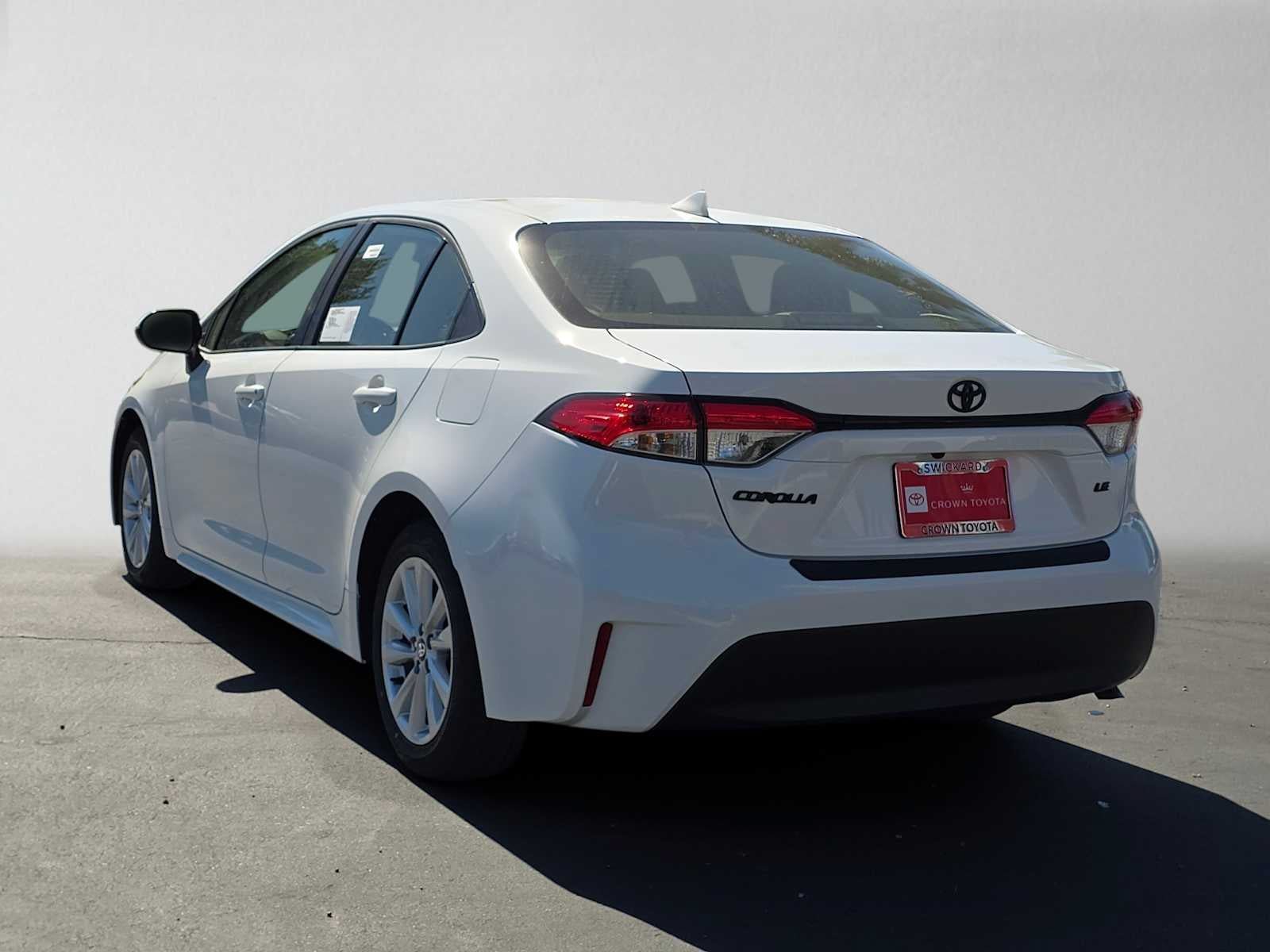 New 2027 Toyota Corolla LE w/ LE Premium Package FWD image 5
