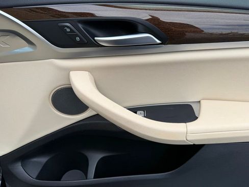 Used 2022 BMW X3 M40i w/ Premium Package image 44