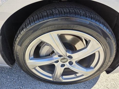 Used 2024 Audi A6 Premium Plus image 9