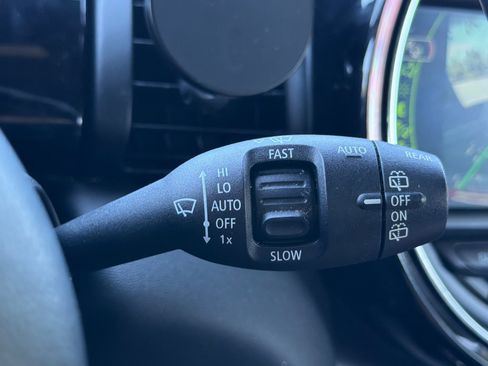 Used 2018 MINI Cooper S FWD image 33