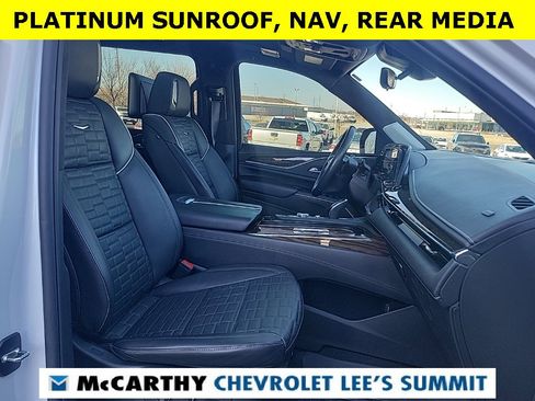 Used 2024 Cadillac Escalade ESV Sport Platinum w/ LPO, ONYX Package image 24