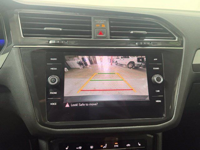 Used 2023 Volkswagen Tiguan SE FWD image 18