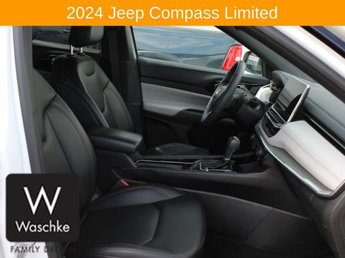 Used 2024 Jeep Compass Limited AWD/4WD image 25