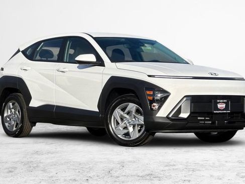 New 2026 Hyundai Kona SE FWD image 2