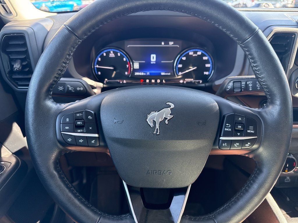 Used 2022 Ford Bronco Sport Outer Banks w/ Tech Package AWD/4WD image 10
