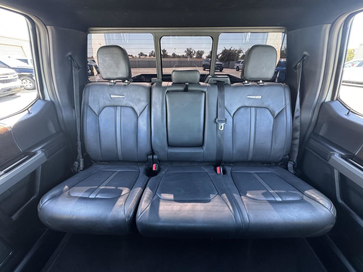 Used 2015 Ford F150 Platinum w/ Equipment Group 701A Luxury AWD/4WD image 38