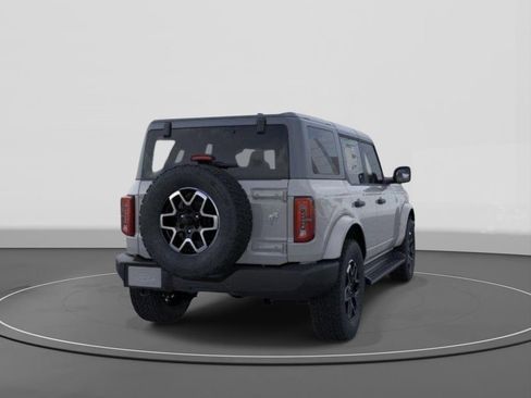 New 2026 Ford Bronco Outer Banks AWD/4WD image 8