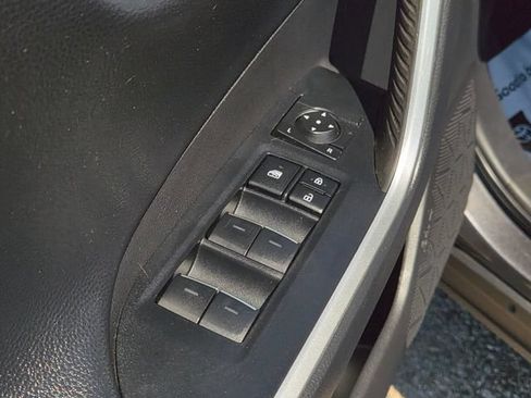 Used 2025 Toyota RAV4 Limited w/ Weather Package AWD/4WD image 15