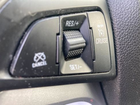 Used 2018 Chevrolet Trax LT w/ LT Convenience Package image 36