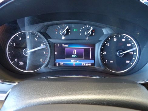 Used 2022 Buick Encore Preferred w/ Safety Package image 9