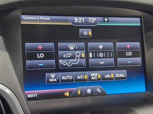Used 2014 Ford Focus Titanium FWD image 37