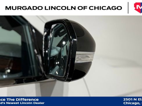 Used 2023 Lincoln Navigator Reserve AWD/4WD image 11