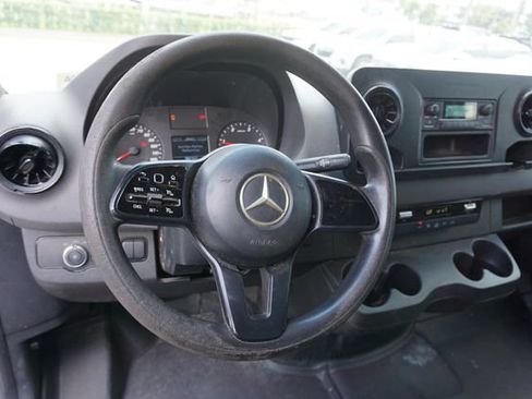 Used 2019 Mercedes-Benz Sprinter 144 image 15